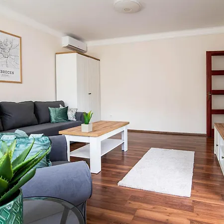 Apartment Lisznyai - A Nagyerdo Szelen *